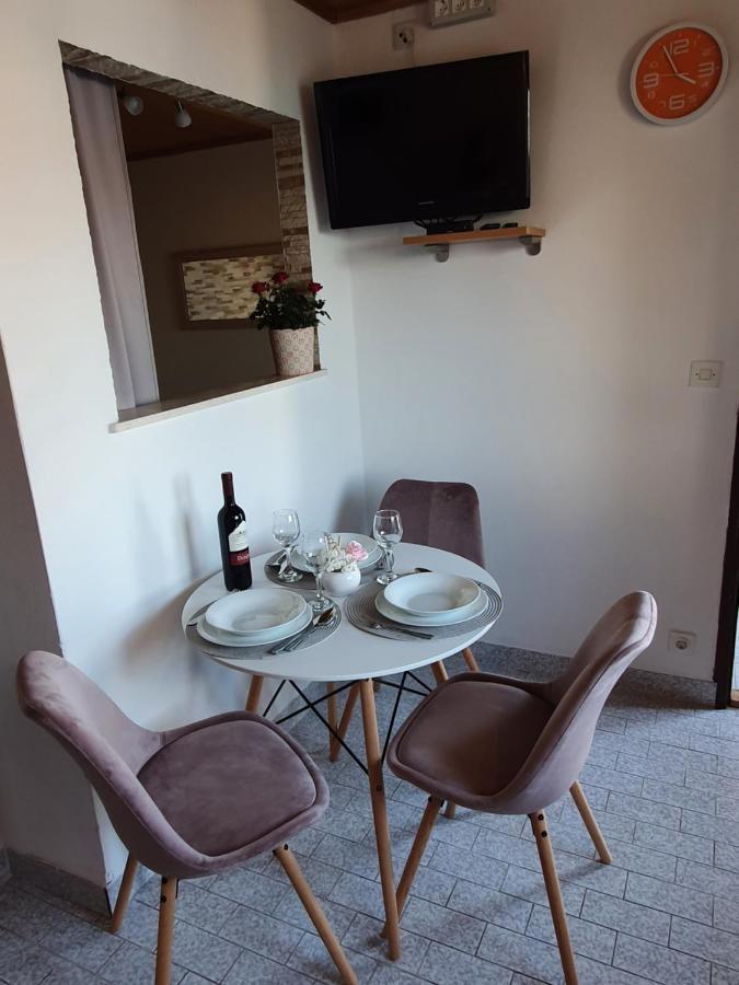 Apartmani Daria & Jure Trogir Exterior photo