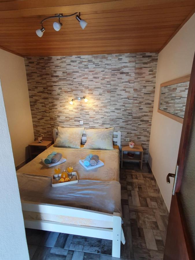 Apartmani Daria & Jure Trogir Exterior photo